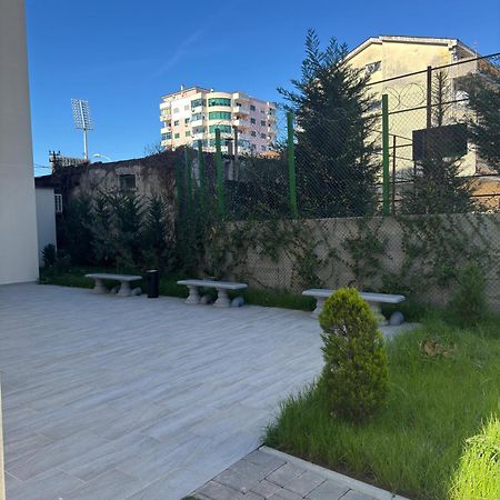 Apartment In City Center Shkodër Buitenkant foto