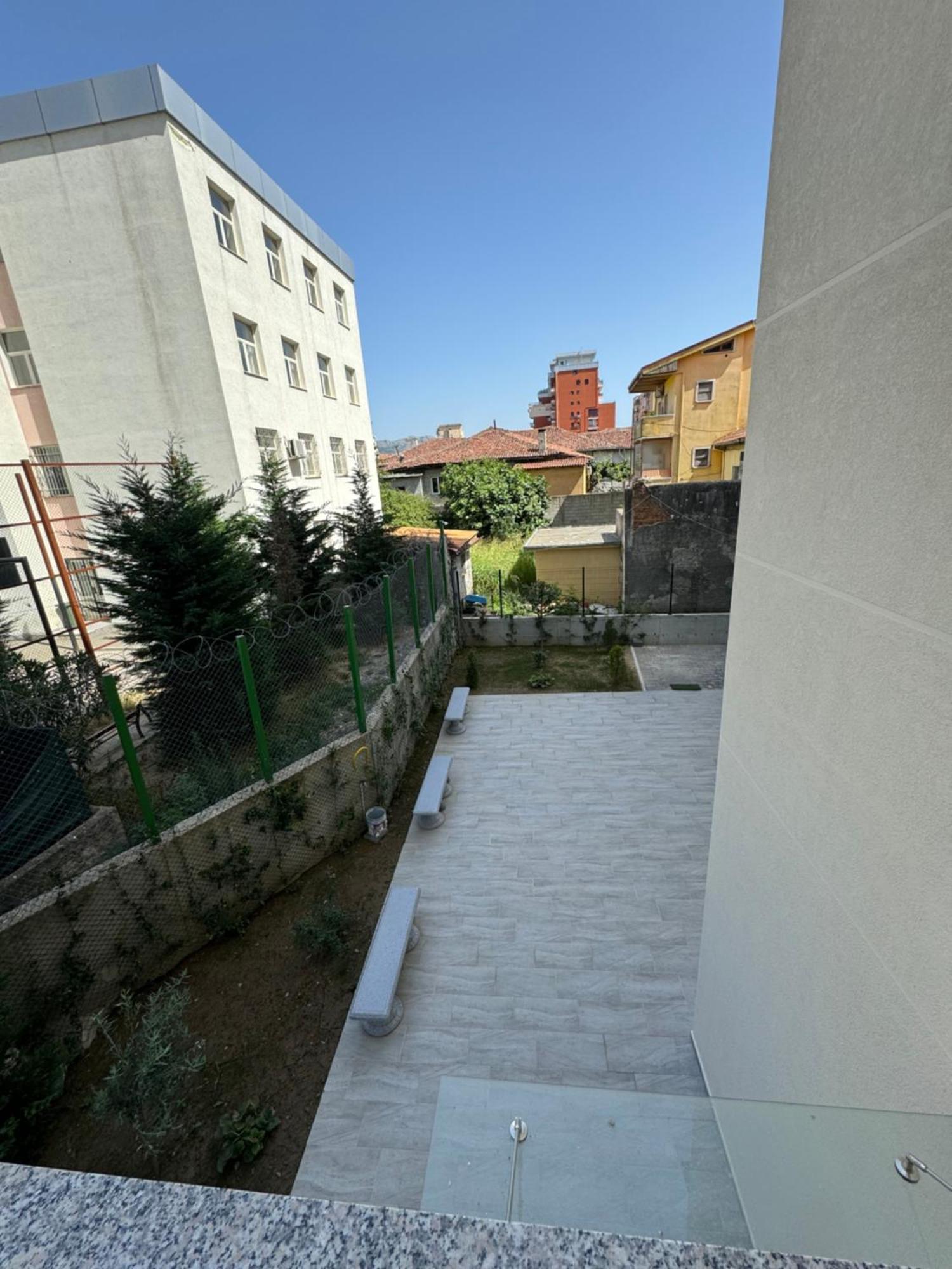 Apartment In City Center Shkodër Buitenkant foto
