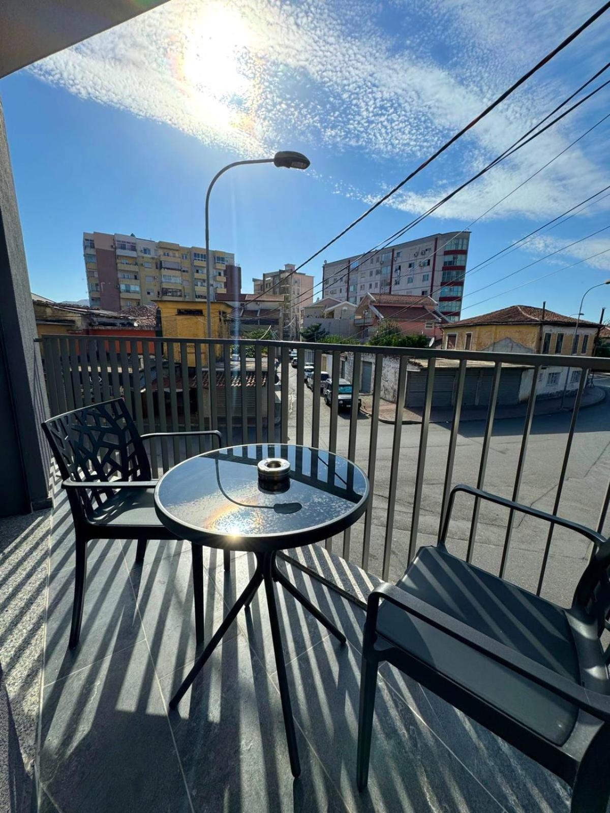 Apartment In City Center Shkodër Buitenkant foto