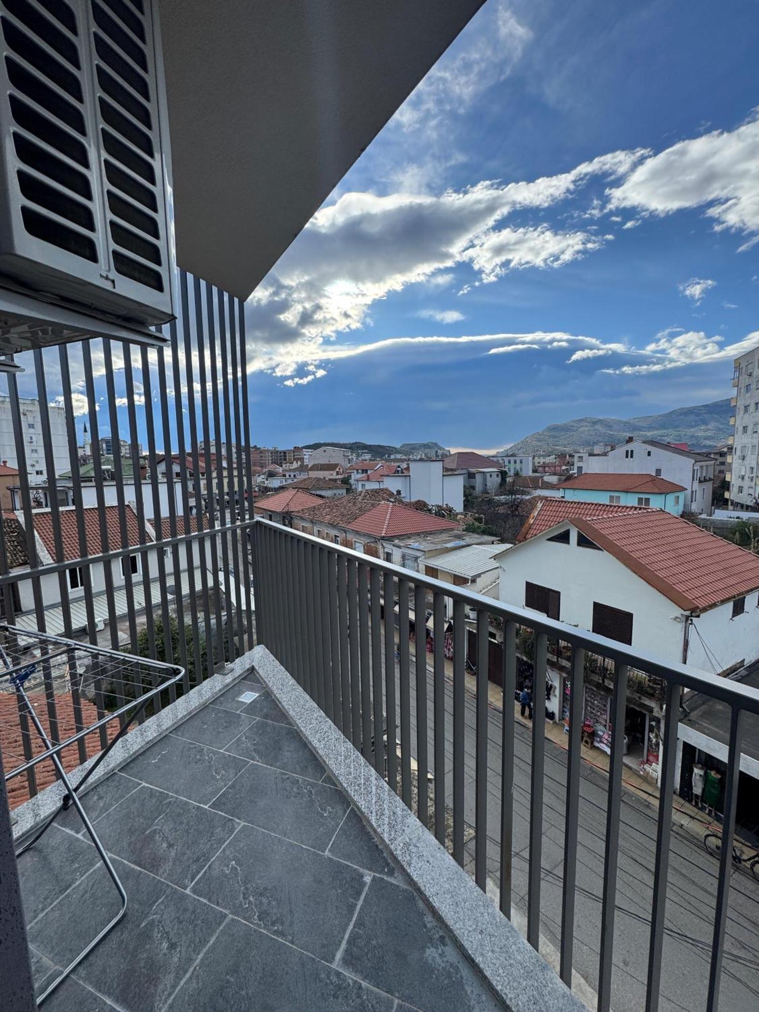 Apartment In City Center Shkodër Buitenkant foto